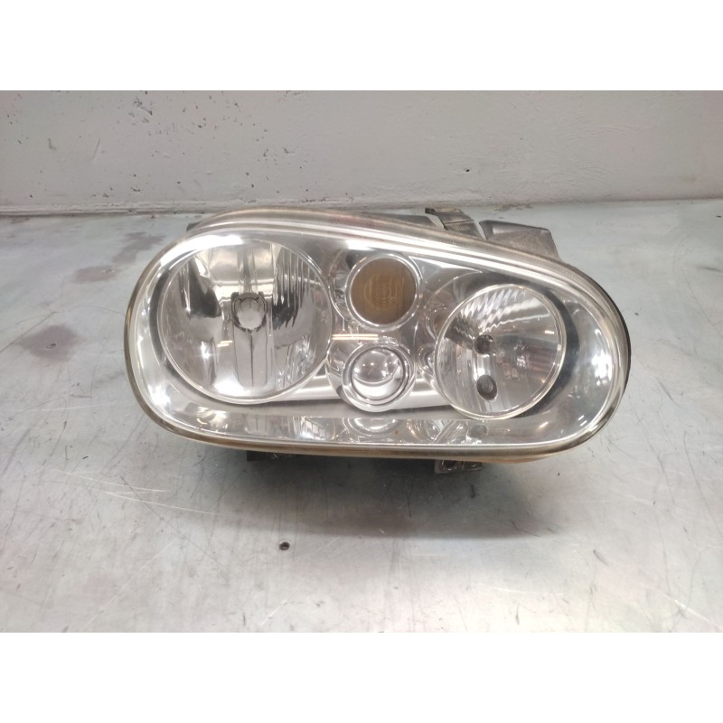 Recambio de faro derecho para volkswagen golf iv berlina (1j1) referencia OEM IAM   