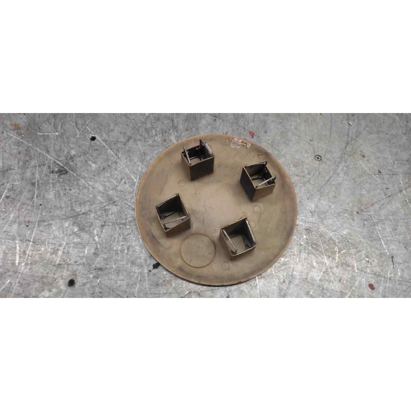 Recambio de tapacubos para volkswagen golf ii (191/193) gl referencia OEM IAM 191601149 17.50CM 2