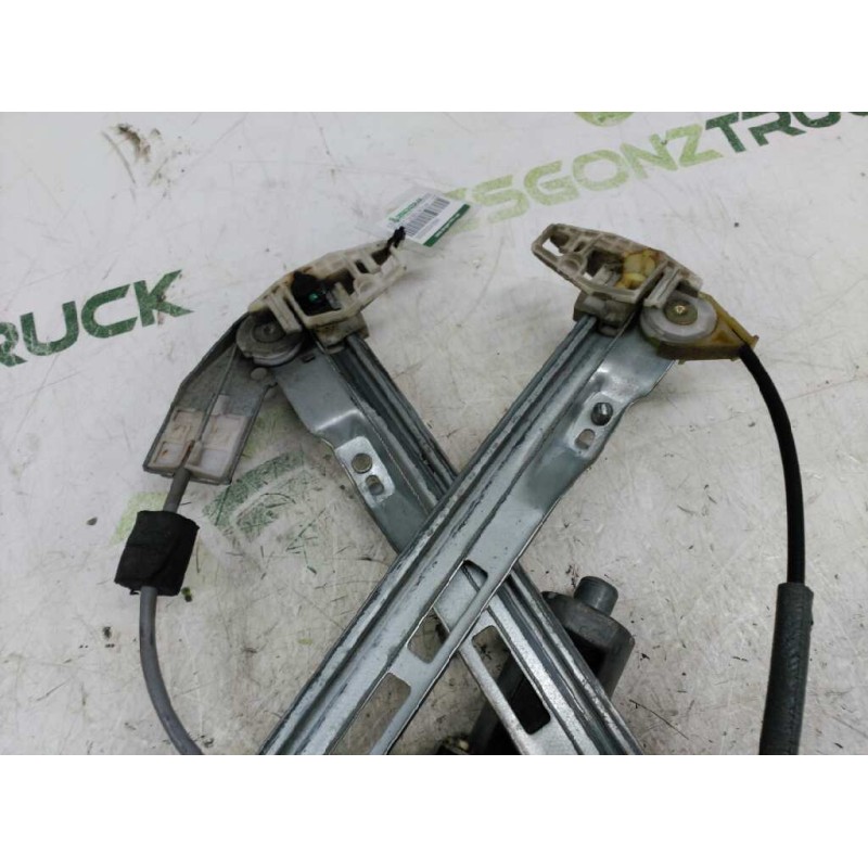 Recambio de elevalunas delantero izquierdo para peugeot 206 berlina x-line referencia OEM IAM 7