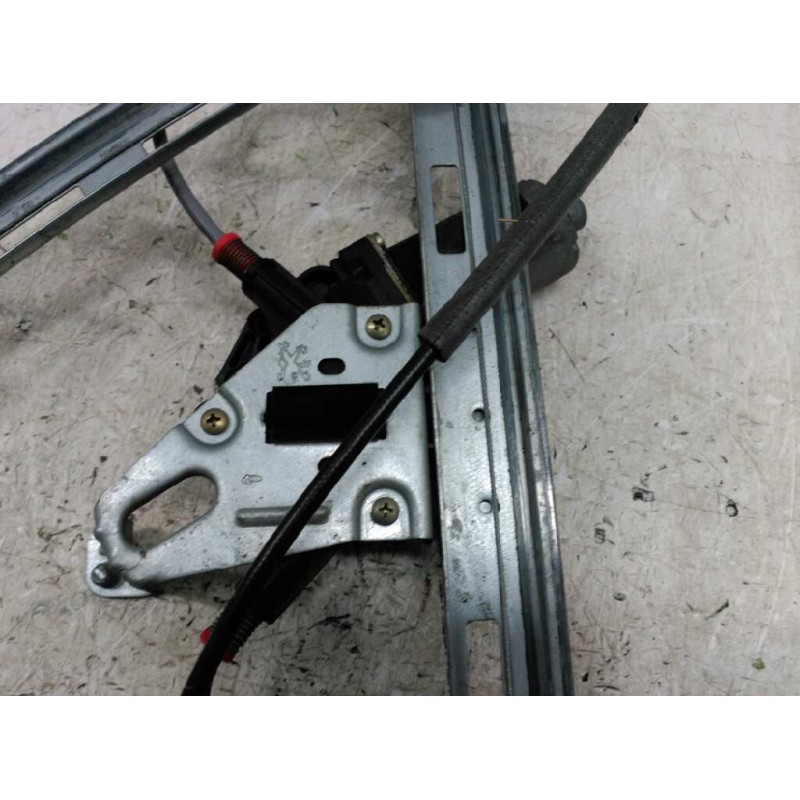Recambio de elevalunas delantero izquierdo para peugeot 206 berlina x-line referencia OEM IAM 8
