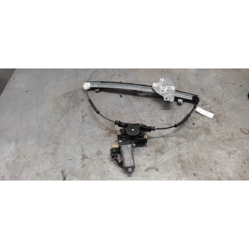 Recambio de elevalunas delantero izquierdo para hyundai accent (mc) gl referencia OEM IAM   2 PINS - Blanco 2