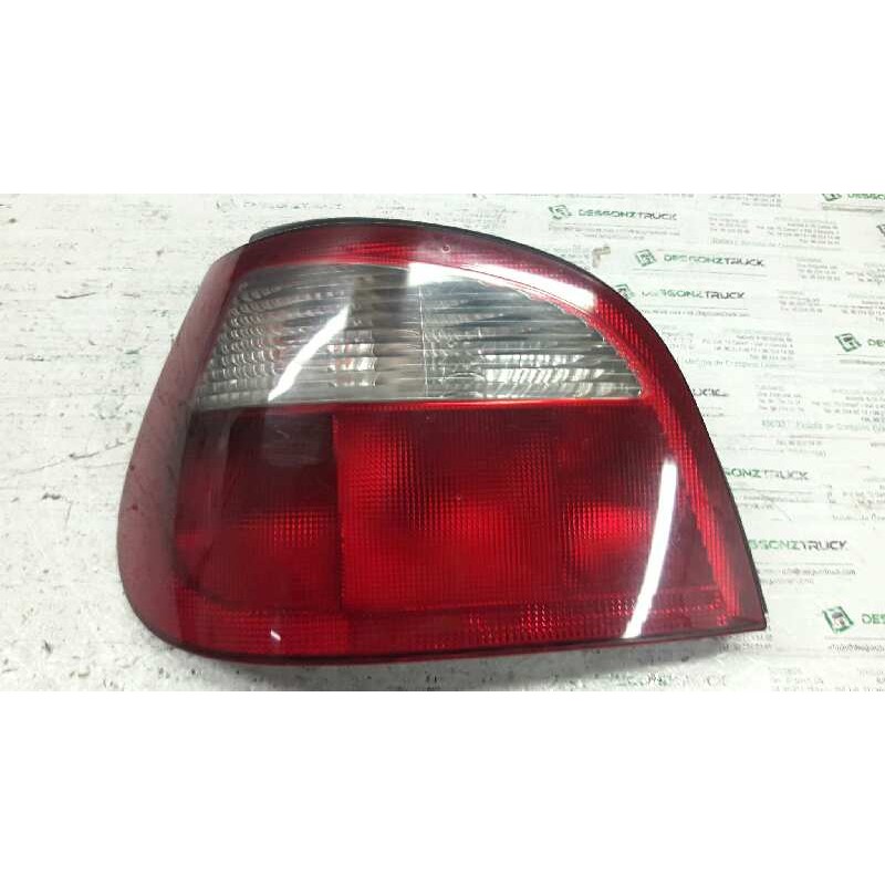 Recambio de piloto trasero izquierdo para renault megane i fase 2 berlina (ba0) 1.9 d authentique referencia OEM IAM 7700426320 - Gris