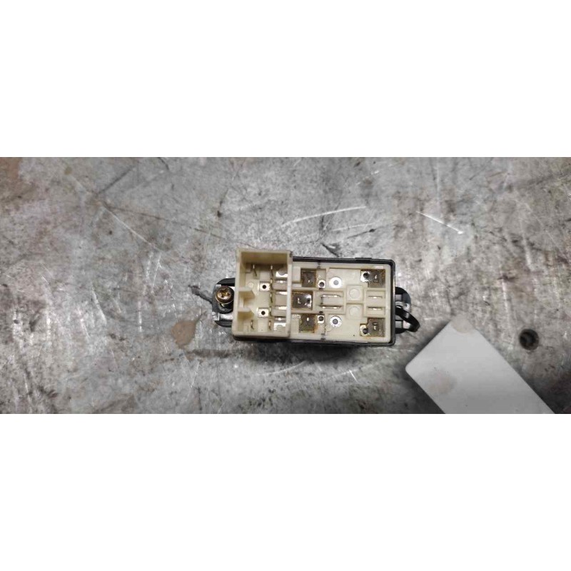 Recambio de mando elevalunas delantero derecho para hyundai accent (mc) gl referencia OEM IAM 935782D000 7 PINS - Blanco 2