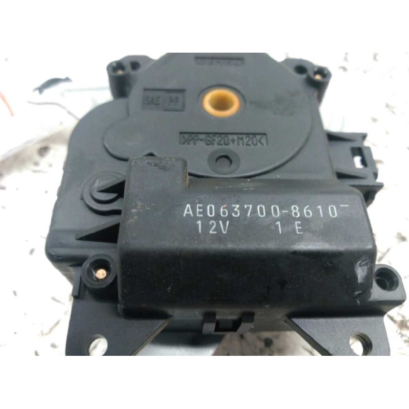 Recambio de motor regulador climatizacion para toyota corolla (e12) 1.6 linea terra sedán referencia OEM IAM AE0637008610 - Gris 2