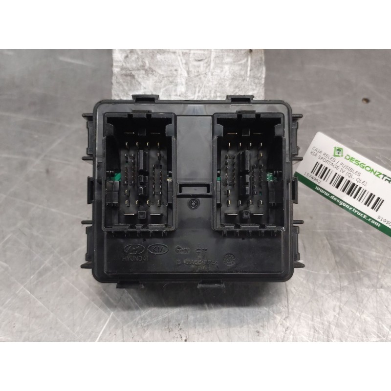 Recambio de caja reles / fusibles para kia sportage iv (ql, qle) 1.7 crdi referencia OEM IAM 91950D98 - Blanco 3