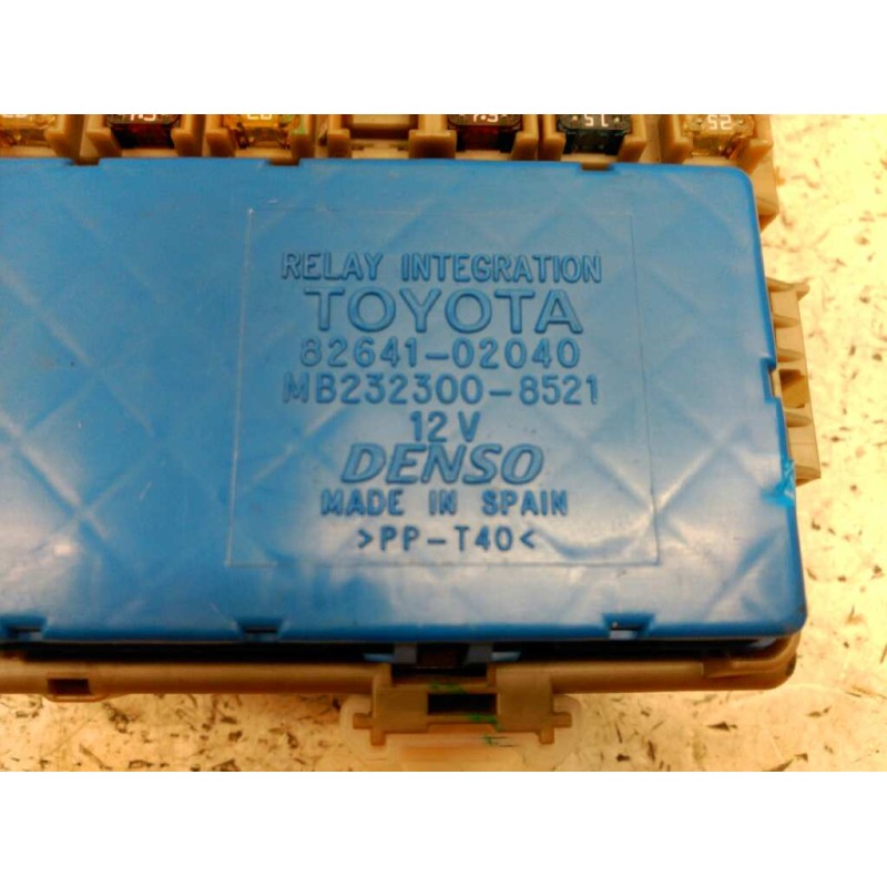 Recambio de caja reles / fusibles para toyota corolla (e12) 1.6 linea terra sedán referencia OEM IAM 0825923E29 8264102040 - Gris 2