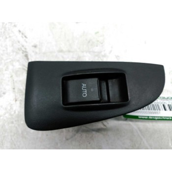 MANDO ELEVALUNAS TRASERO IZQUIERDO 74272-05020 