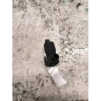Recambio de bomba limpia para peugeot 207 rc referencia OEM IAM 9641553880 2 PINS 