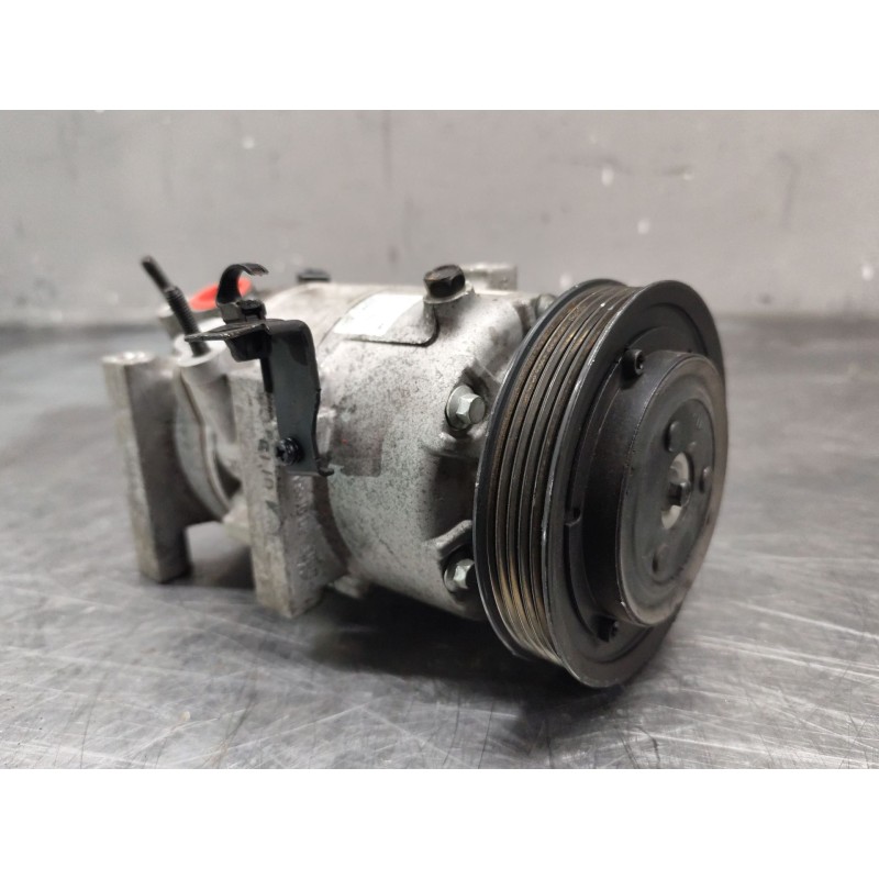 Recambio de compresor aire acondicionado para kia sportage iv (ql, qle) 1.7 crdi referencia OEM IAM F500NFFCA03 - Blanco