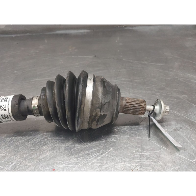Recambio de transmision delantera izquierda para mercedes-benz gla (h247) gla 200 d (247.712) referencia OEM IAM - Blanco 2