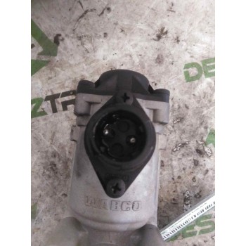 Recambio de valvula aire para renault serie t fg 4x2 cabina high-sleeper referencia OEM IAM 15300134211 4722600060 VALVULA INTAR