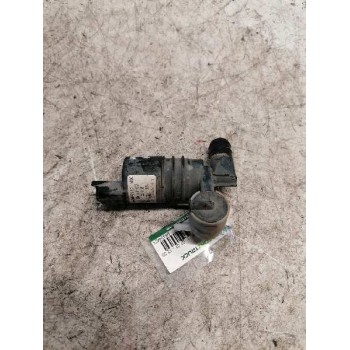 Recambio de bomba limpia para peugeot 407 sw sport referencia OEM IAM 9643447980 2 PINS 