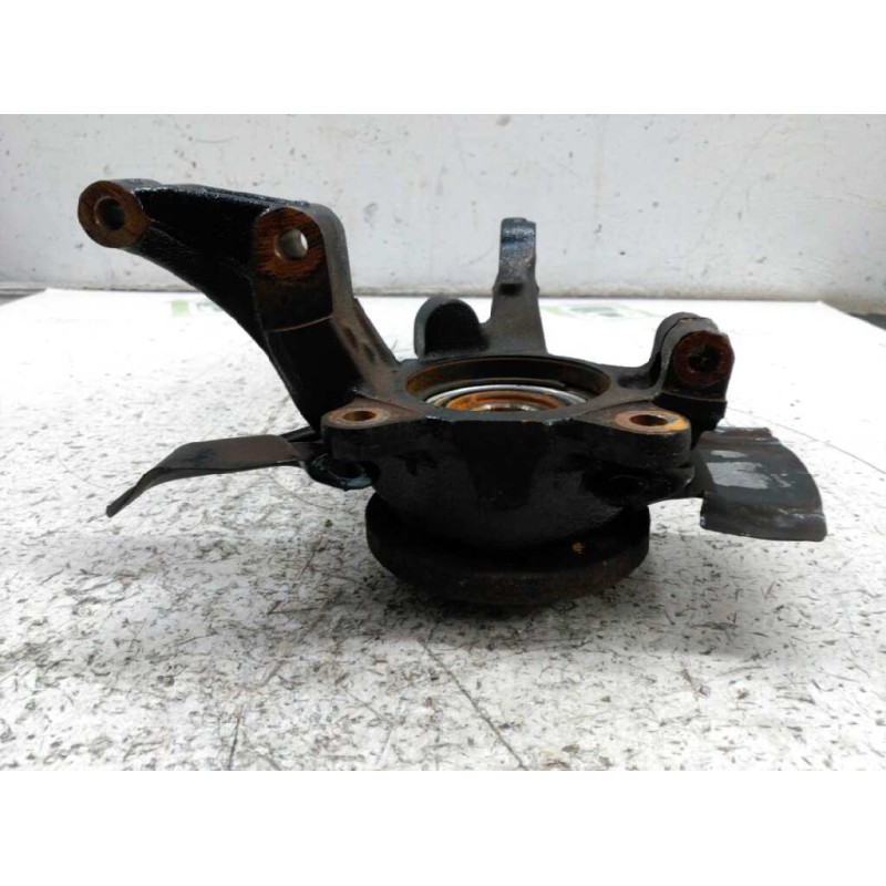Recambio de mangueta delantera derecha para peugeot expert kasten komfort confort acristalato referencia OEM IAM 4