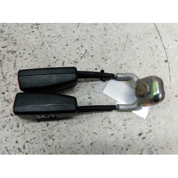 ENGANCHE DE CINTURON TRASERO IZQUIERDO 6K0857488B 