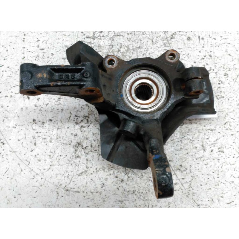 Recambio de mangueta delantera izquierda para peugeot expert kasten komfort confort acristalato referencia OEM IAM 3