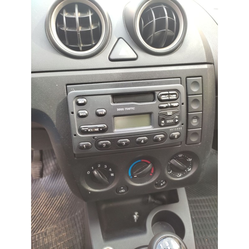 Recambio de sistema audio / radio cd para ford fiesta (cbk) ambiente referencia OEM IAM   