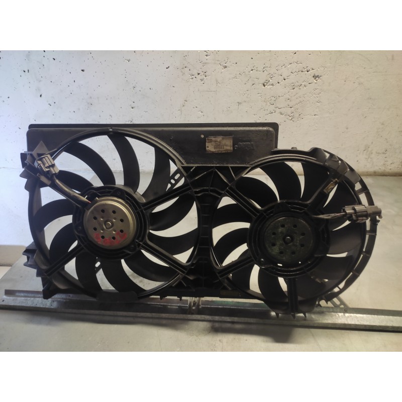 Recambio de electroventilador para chrysler voyager (rg) 2.5 crd executive referencia OEM IAM 868501E 04809413AF 