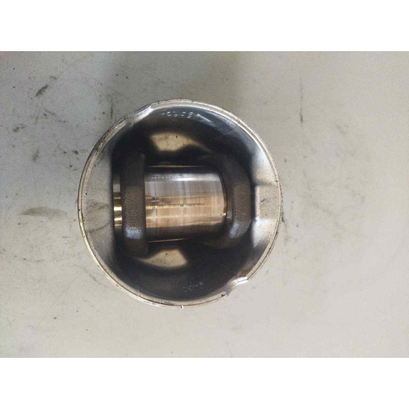 Recambio de piston para scania serie 4 (p/r 124 l) fsa 470 (4x2) e3 corto cr 13 / 14 b referencia OEM IAM 1549773 3