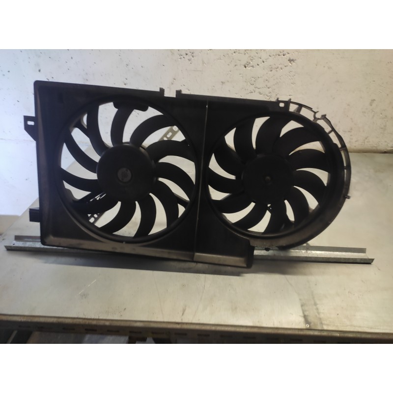 Recambio de electroventilador para chrysler voyager (rg) 2.5 crd executive referencia OEM IAM 868501E 04809413AF 2