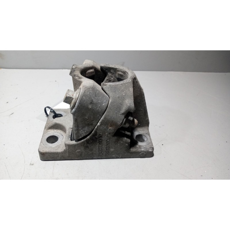 Recambio de soporte guardabarros trasero para renault magnum ab 2005 12.8 diesel referencia OEM IAM 21213202  21213203 - Blanco 4