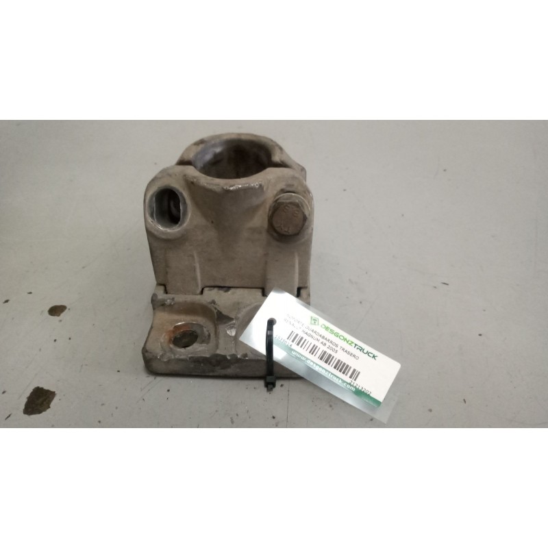 Recambio de soporte guardabarros trasero para renault magnum ab 2005 12.8 diesel referencia OEM IAM 21213202  21213203 - Blanco 2