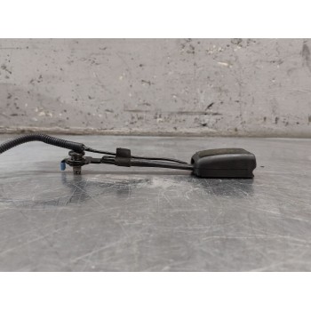 ENGANCHE DE CINTURON DELANTERO DERECHO 88840F1000WK 631621400C 