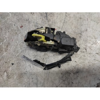 Recambio de cerradura puerta trasera izquierda para kia carens 2.0 turbodiesel cat referencia OEM IAM   2 PINS