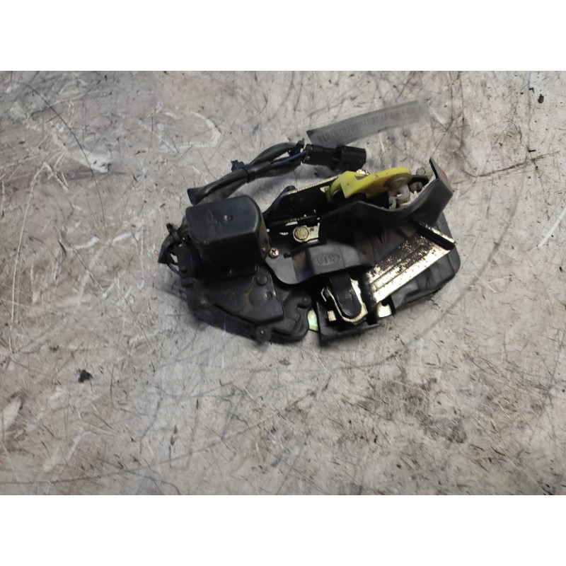 Recambio de cerradura puerta trasera izquierda para kia carens 2.0 turbodiesel cat referencia OEM IAM   2 PINS - Blanco 3