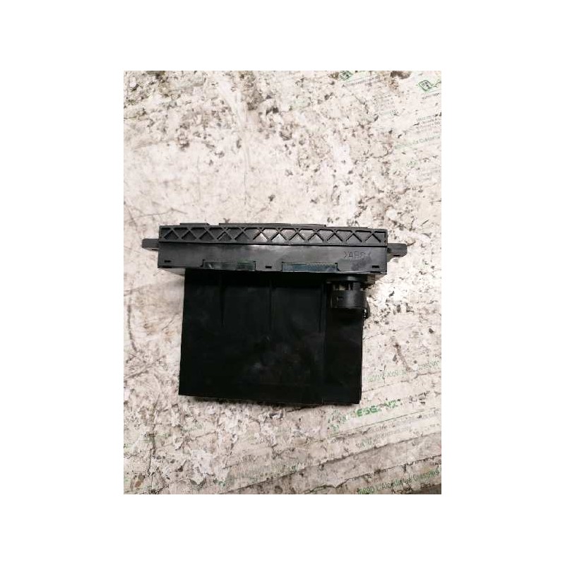 Recambio de mando climatizador para hyundai elantra (xd) 1.6 comfort (5-ptas.) referencia OEM IAM X04 - Verde 2