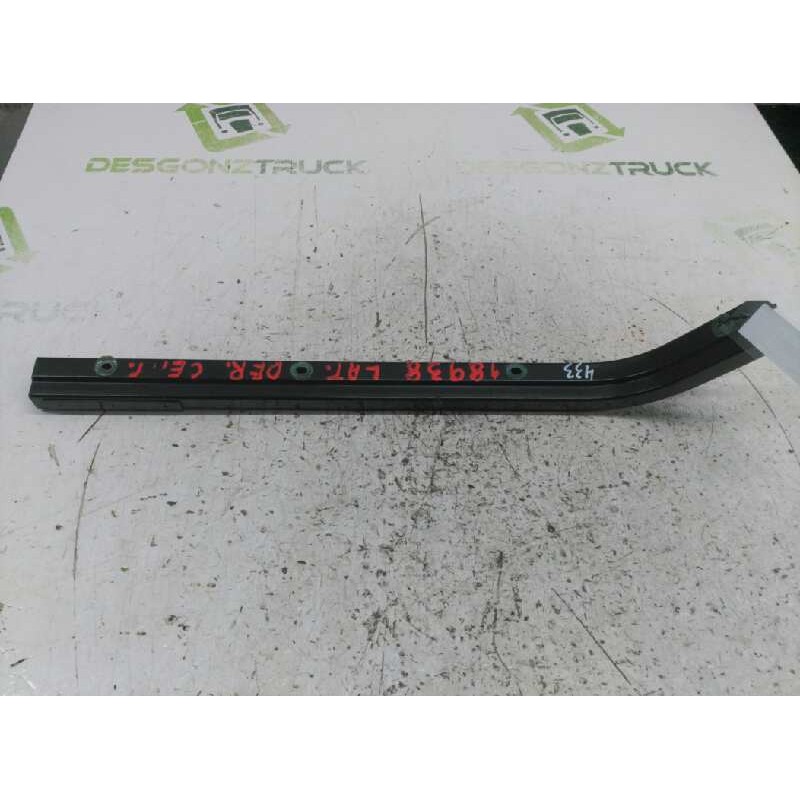Recambio de guia puerta corredera derecha para citroën berlingo 2.0 hdi sx familiar referencia OEM IAM  CENTRAL A CHASIS - Gris 2