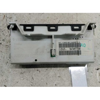 Recambio de pantalla multifuncion para peugeot 206 berlina x-line referencia OEM IAM   