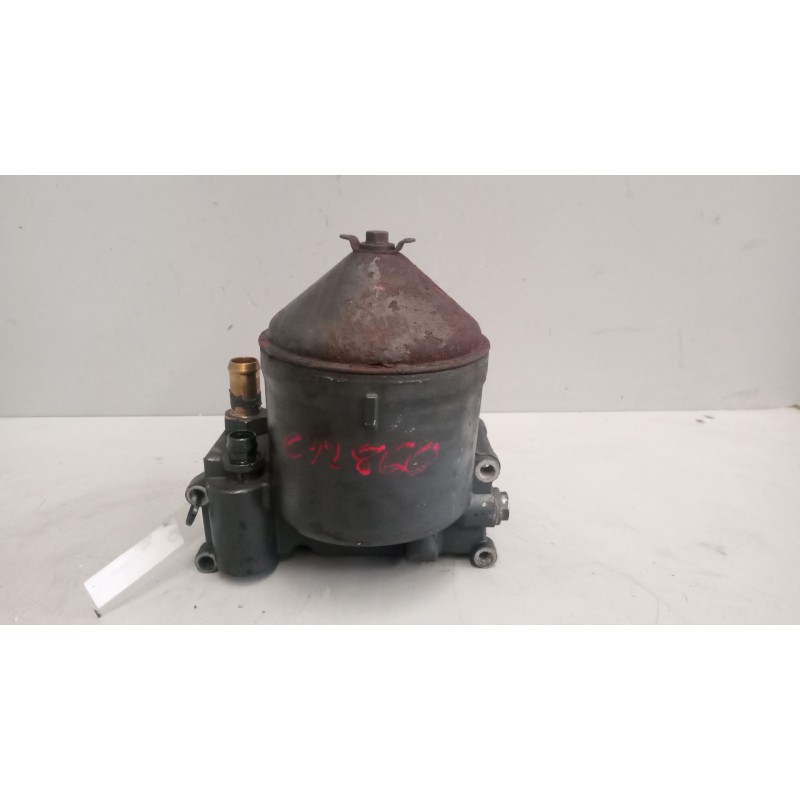 Recambio de soporte filtro aceite para scania serie p/g/r (l-clase) 12.7 diesel referencia OEM IAM 2304242 - Rojo