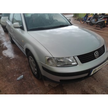 volkswagen passat berlina (3b2) del año 1999