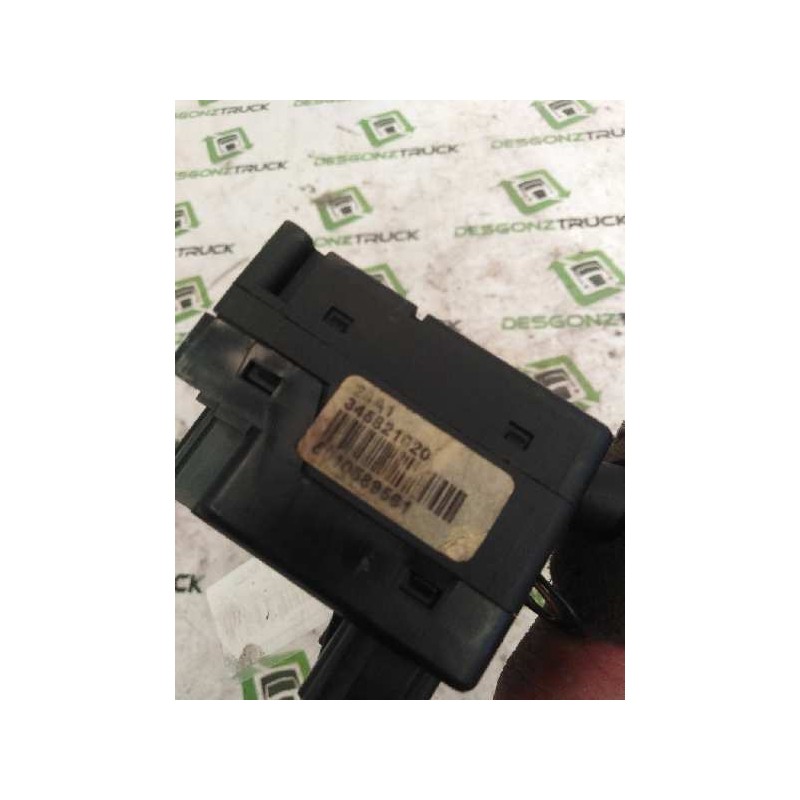Recambio de mando limpia para renault premium route 2006 fas 4x2gv larga distancia referencia OEM IAM 5010589561 MANDO LUCES - Rojo 3