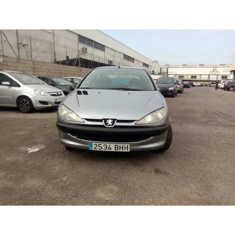 PEUGEOT 206 BERLINA