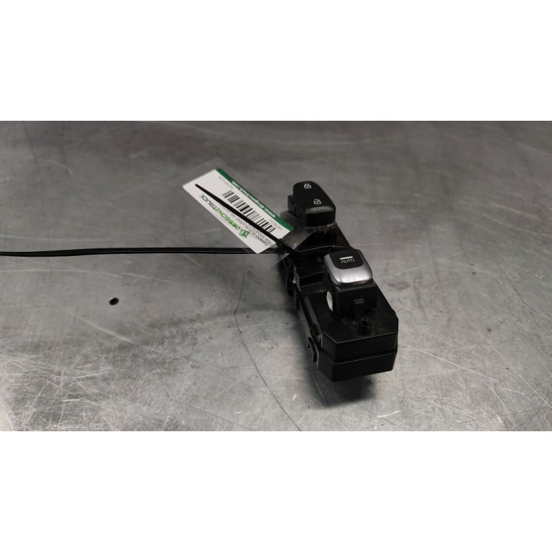 Recambio de mando elevalunas delantero derecho para kia sportage iv (ql, qle) 1.7 crdi referencia OEM IAM 9375F1050 - Blanco