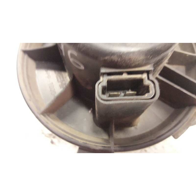 Recambio de ventilador calefaccion para peugeot 106 (s1) cocktail referencia OEM IAM - Blanco 3