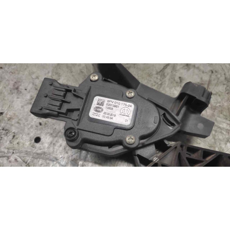 Recambio de potenciometro pedal para fiat doblo ii (152) easy referencia OEM IAM 52013951 6PV01017524 6 PINS - Blanco 2