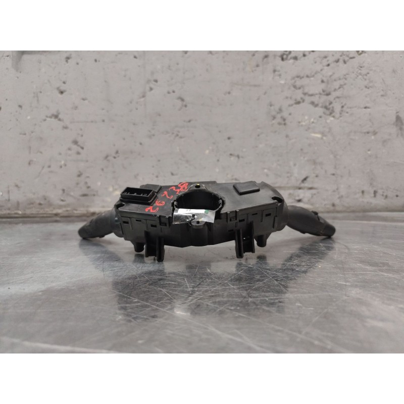 Recambio de mando multifuncion para kia sportage iv (ql, qle) 1.7 crdi referencia OEM IAM 93404F1960 AC83MR1001 - Blanco 3