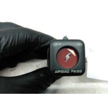 INTERRUPTOR ANULACION AIRBAG ACOMPAÑANTE 