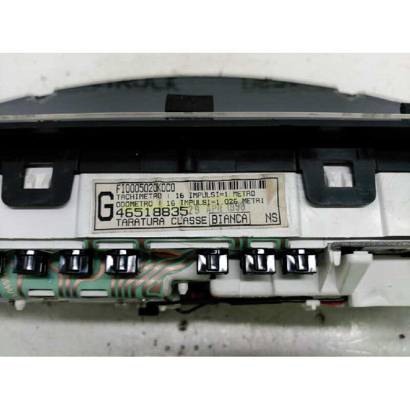 Recambio de cuadro instrumentos para fiat bravo (182) 1.9 turbodiesel referencia OEM IAM 46518835 - Blanco 2