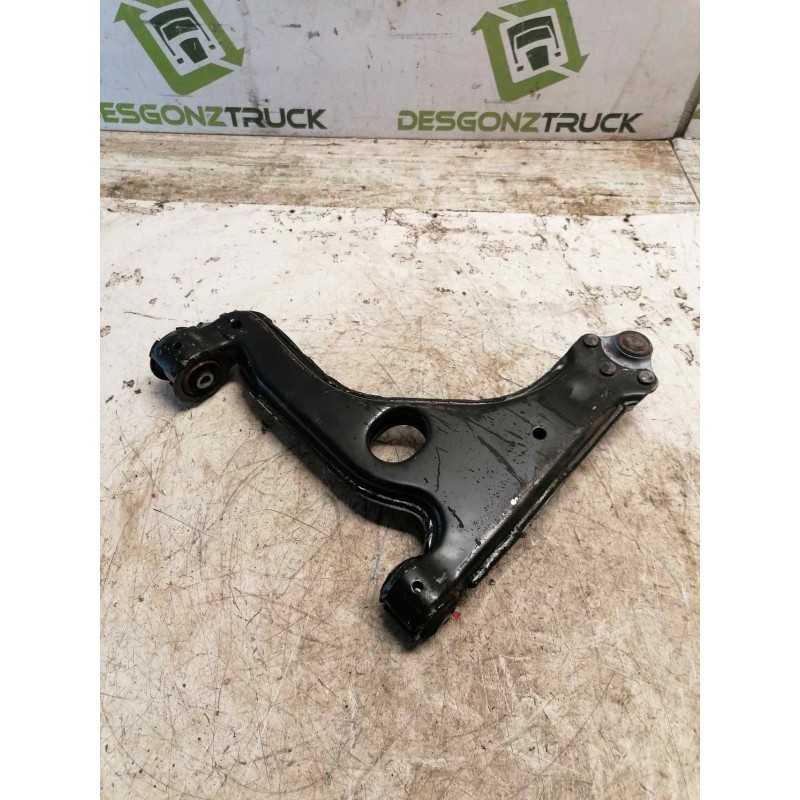 Recambio de brazo suspension inferior delantero derecho para opel astra gtc cosmo referencia OEM IAM - Negro 2