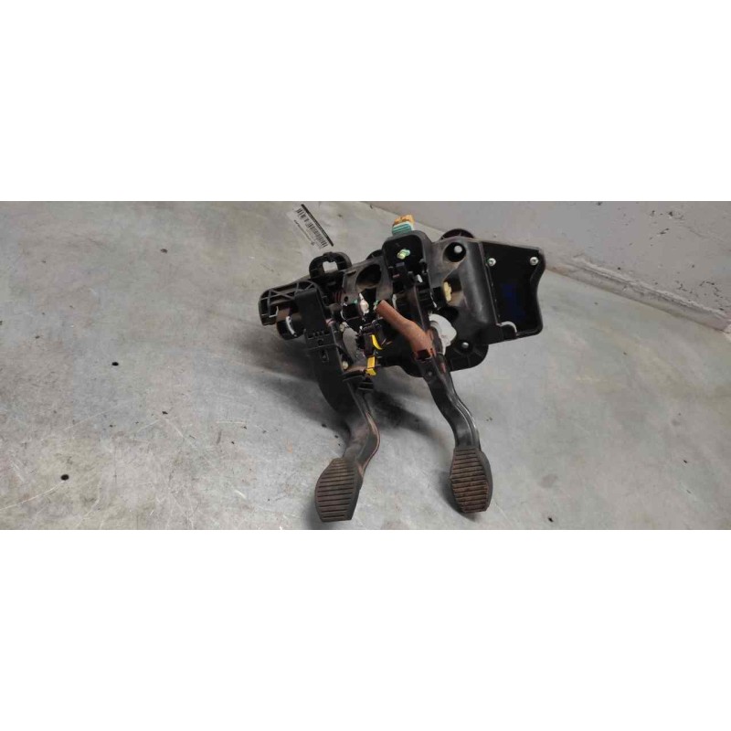 Recambio de soporte pedales para fiat doblo ii (152) easy referencia OEM IAM 470521151370E  