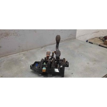 Recambio de soporte pedales para fiat doblo ii (152) easy referencia OEM IAM 470521151370E  