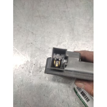 Recambio de motor cierre centralizado porton para chevrolet lacetti cdx referencia OEM IAM 96518906  2 PINS