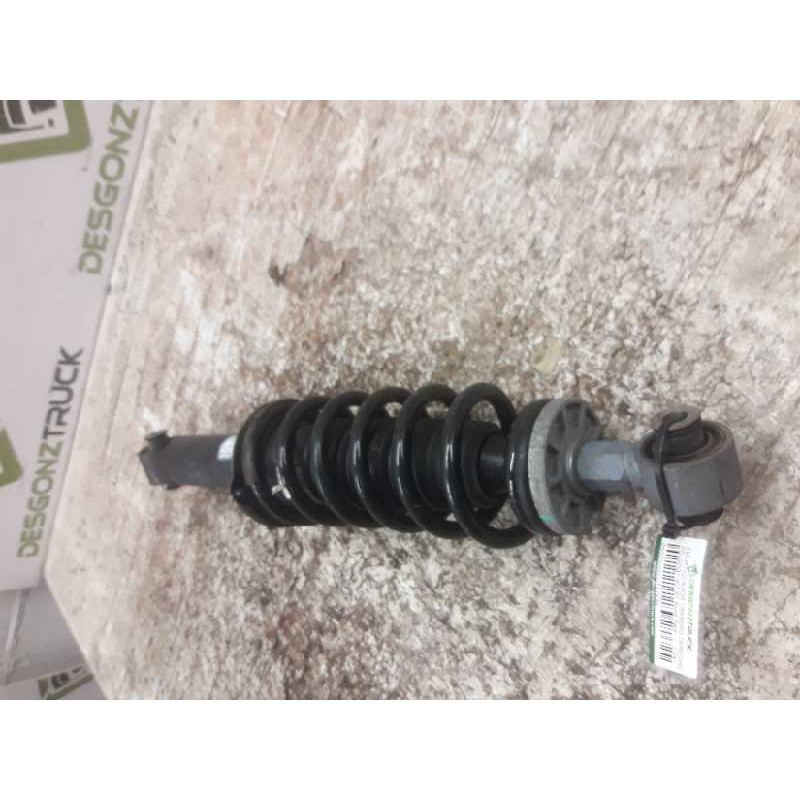 Recambio de amortiguador trasero derecho para peugeot 407 st sport pack referencia OEM IAM 2