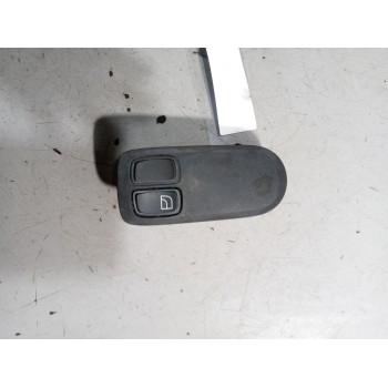 MANDO ELEVALUNAS DELANTERO DERECHO 1693129 