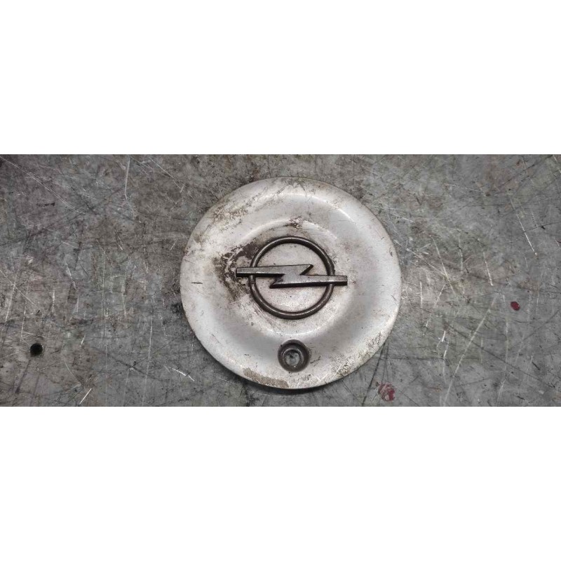 Recambio de tapacubos para opel astra g berlina club referencia OEM IAM 9127616 13.80CM ALUMINIO