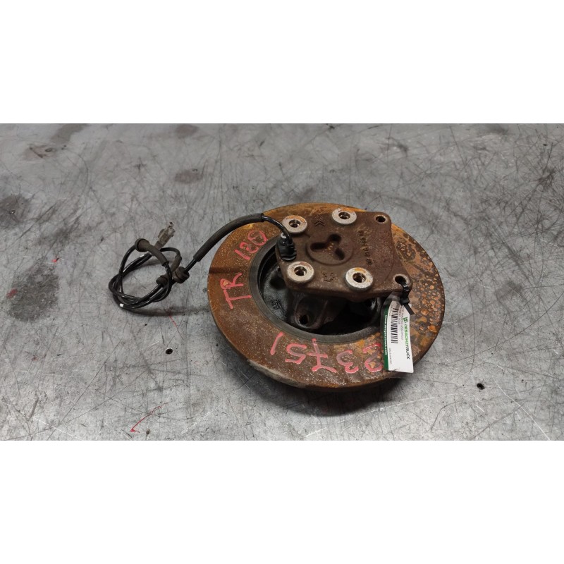 Recambio de buje trasero izquierdo para peugeot 5008 referencia OEM IAM 9803594080 3