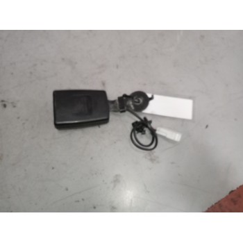 Recambio de enganche de cinturon delantero izquierdo para daf trucks xf 106 480 referencia OEM IAM 1226148  